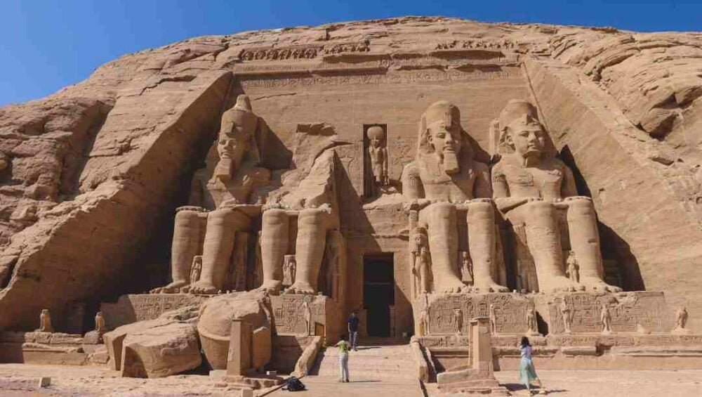Sun perpendiculars in Abu Simbel Temple