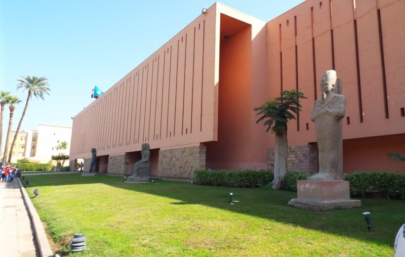 Tour to Luxor Museum and Mummification Museum -